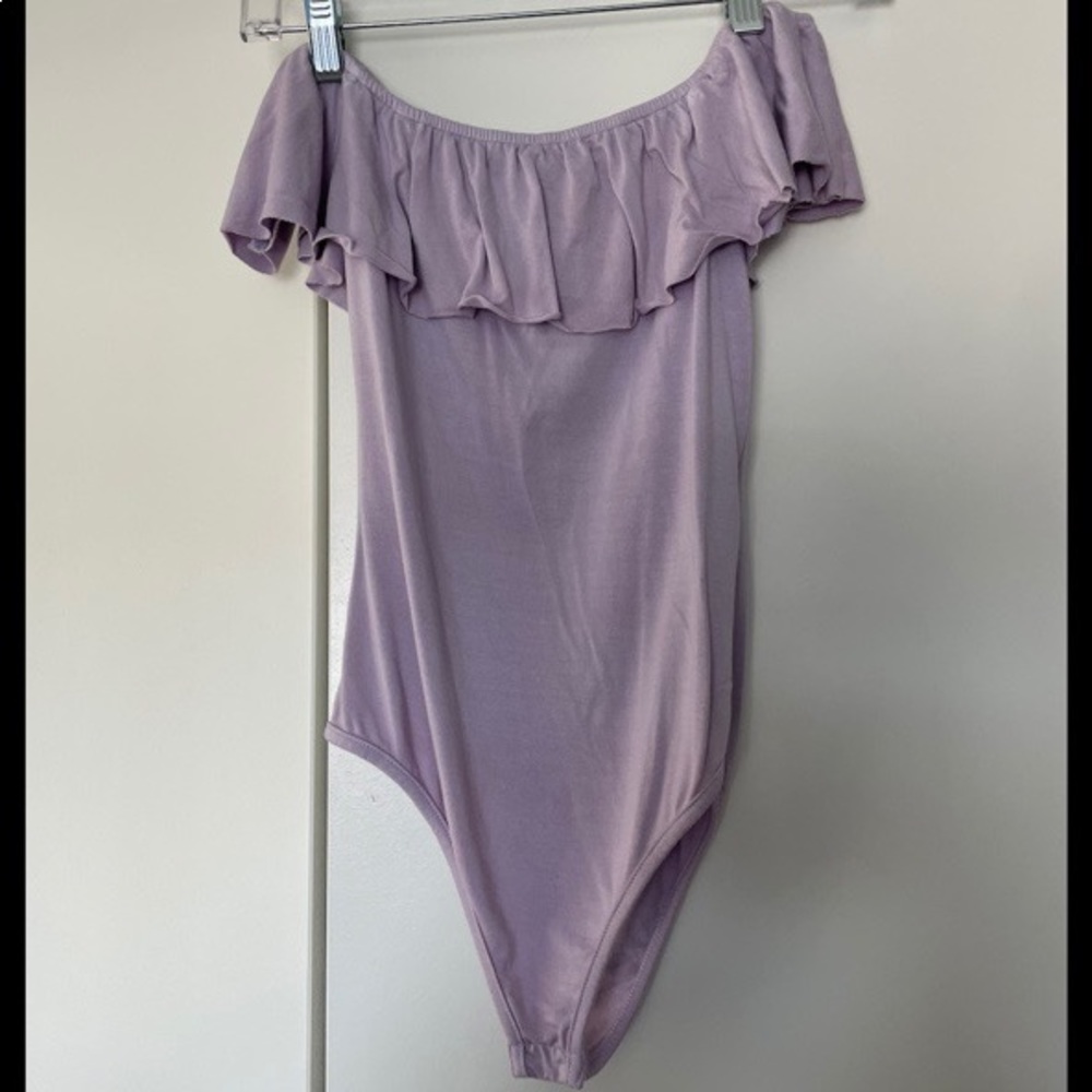 Superdown Cecile Ruffle Bodysuit - Picture 4 of 4